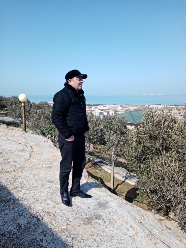  ,   Elcin, 59 ,   ,   , c 
