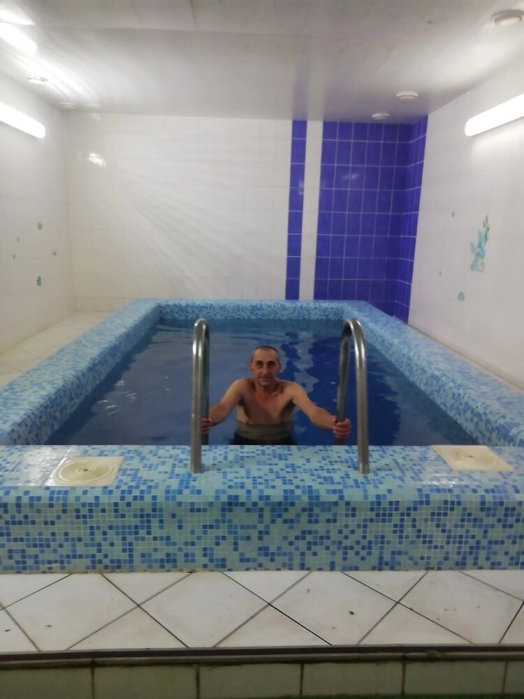  45569583  Slava, 51 ,    