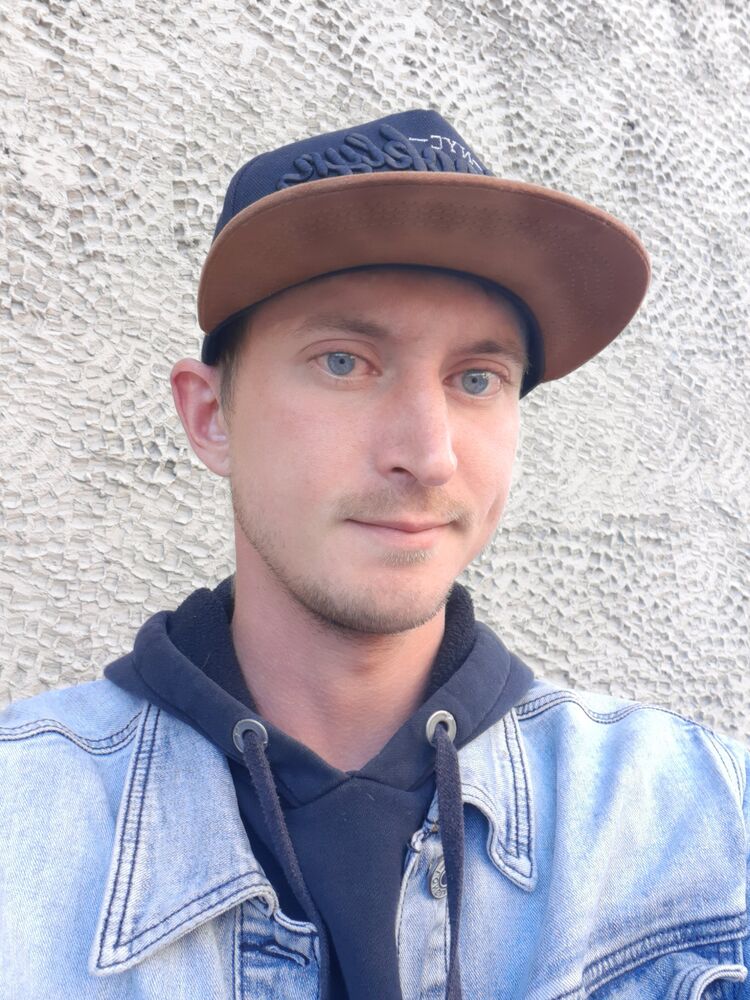  44546933  , 35 ,    -