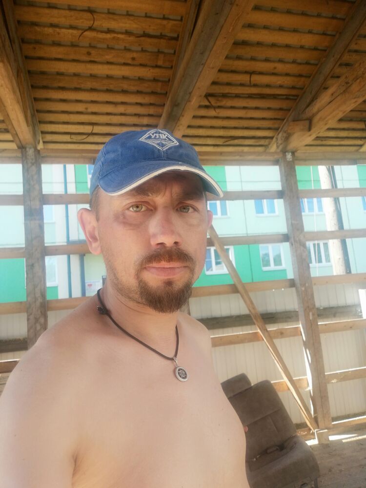  52897683  , 39 ,    
