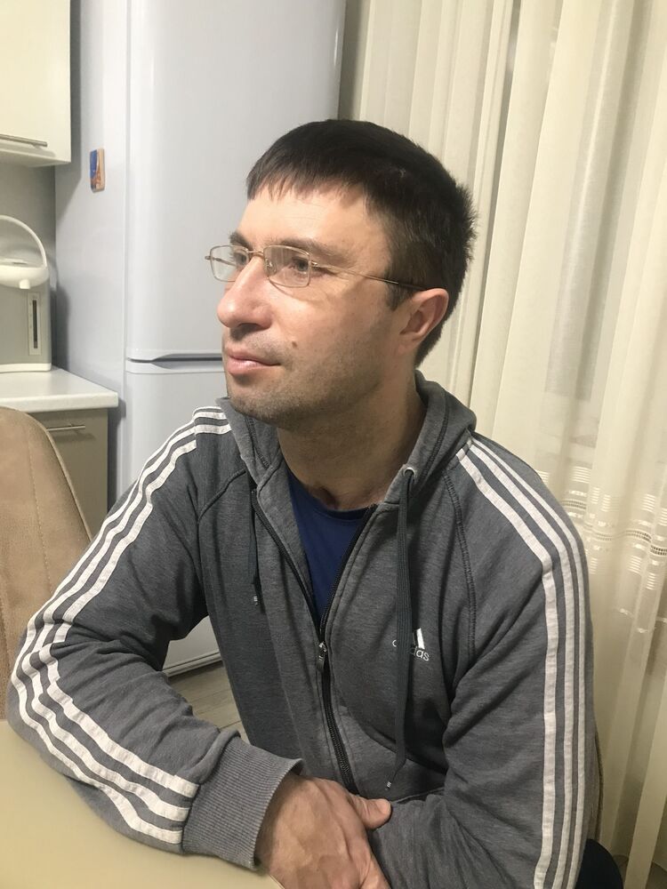  28027603  , 45 ,    