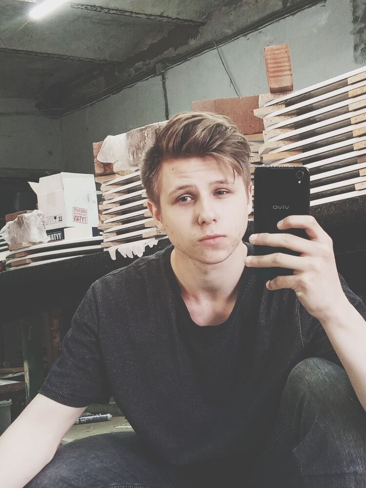  ,   Vladimir, 22 ,   ,   