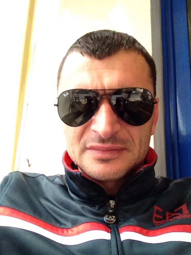  5841963  Deo777, 48 ,    