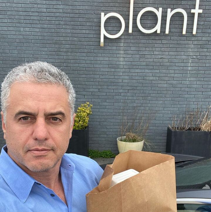  29632933  James Terry, 60 ,    -