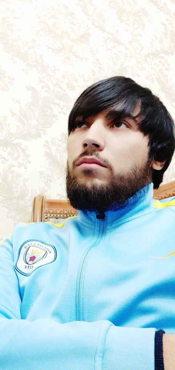  18125323  Komoliddin, 32 ,    