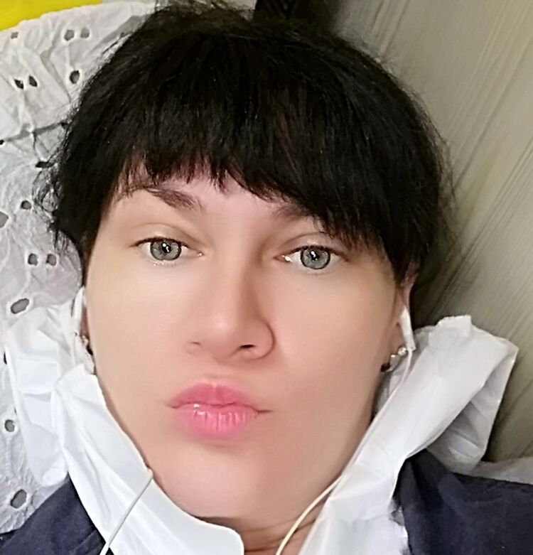  18557653  NATALI, 46 ,    