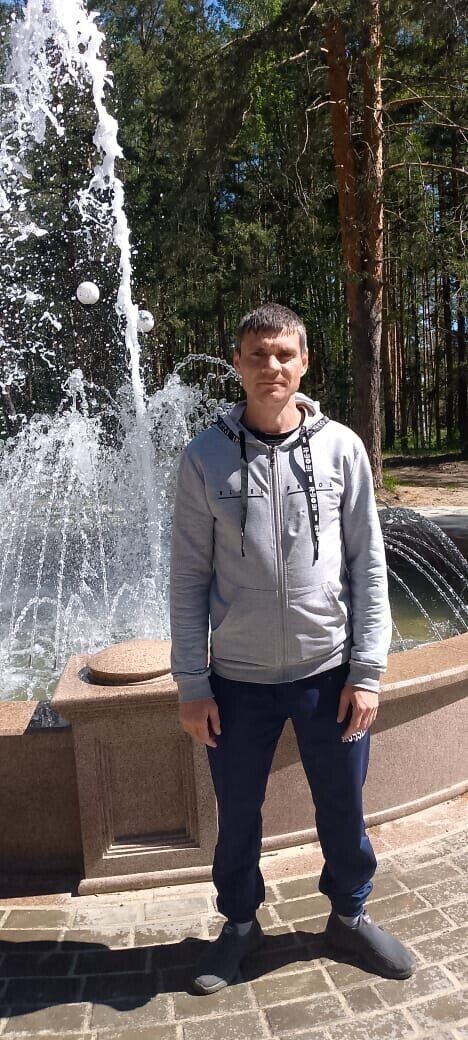  52979363  Ivan, 36 ,    
