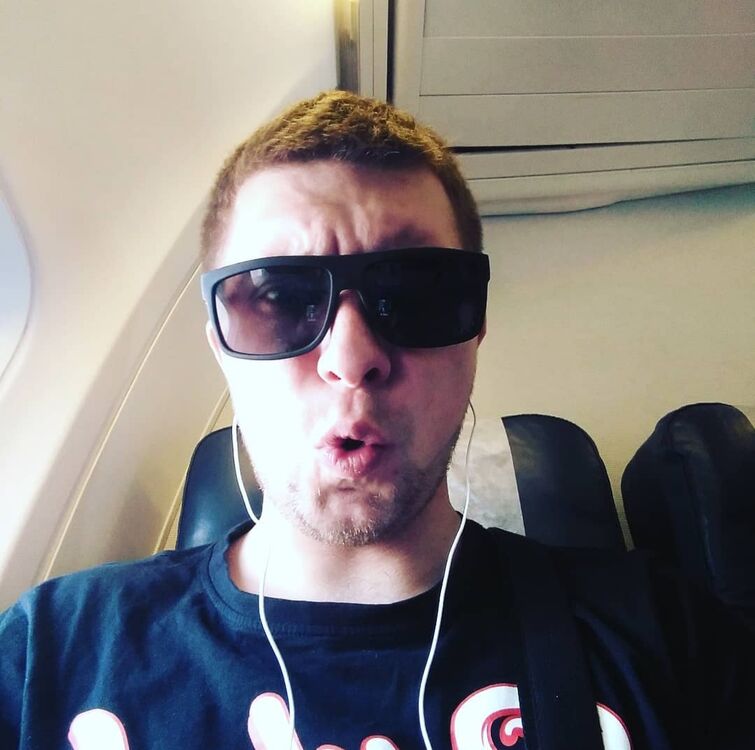 ���� 25803703 ������� ������, 32 ����, ���� ���������� � ������