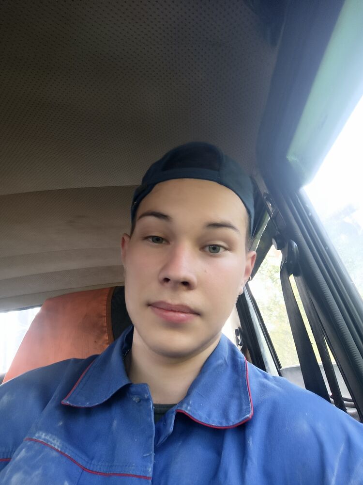  41691403  , 20 ,    