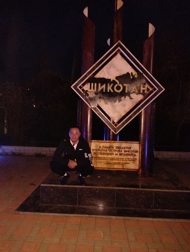  30852543  , 37 ,    -