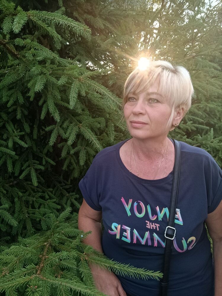  ,   Irina, 61 ,     , c 