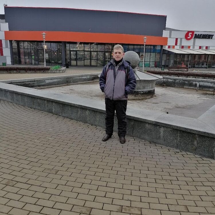  44320013  Kolli, 62 ,    