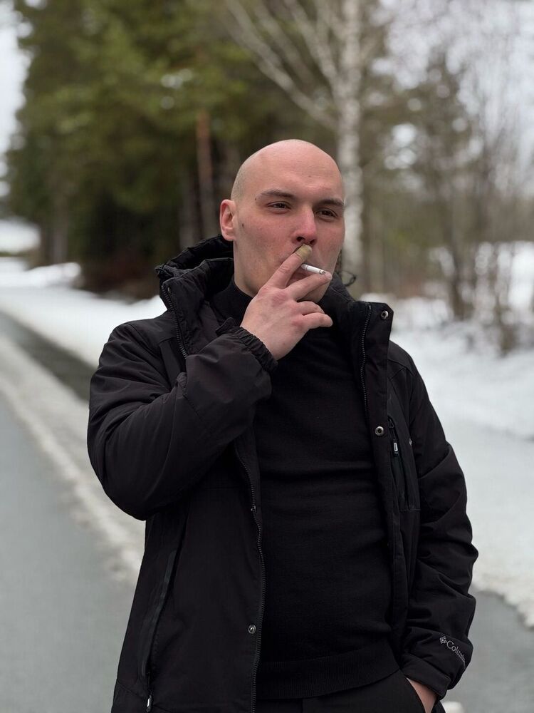  51035413  Alexander, 30 ,    