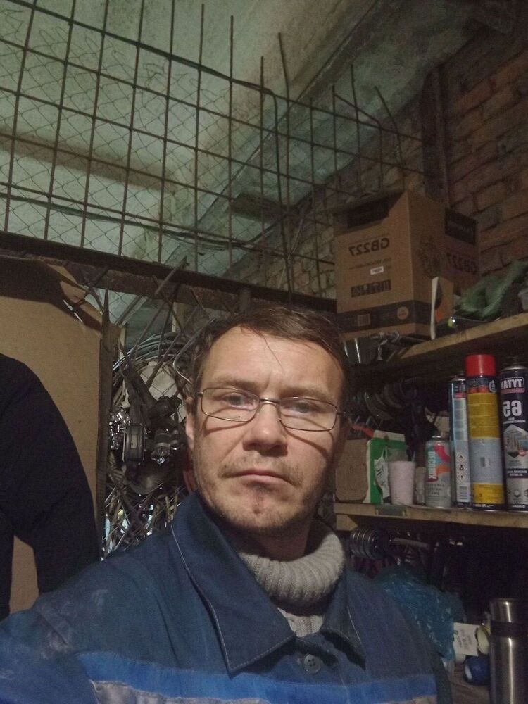  41081383  , 45 ,    