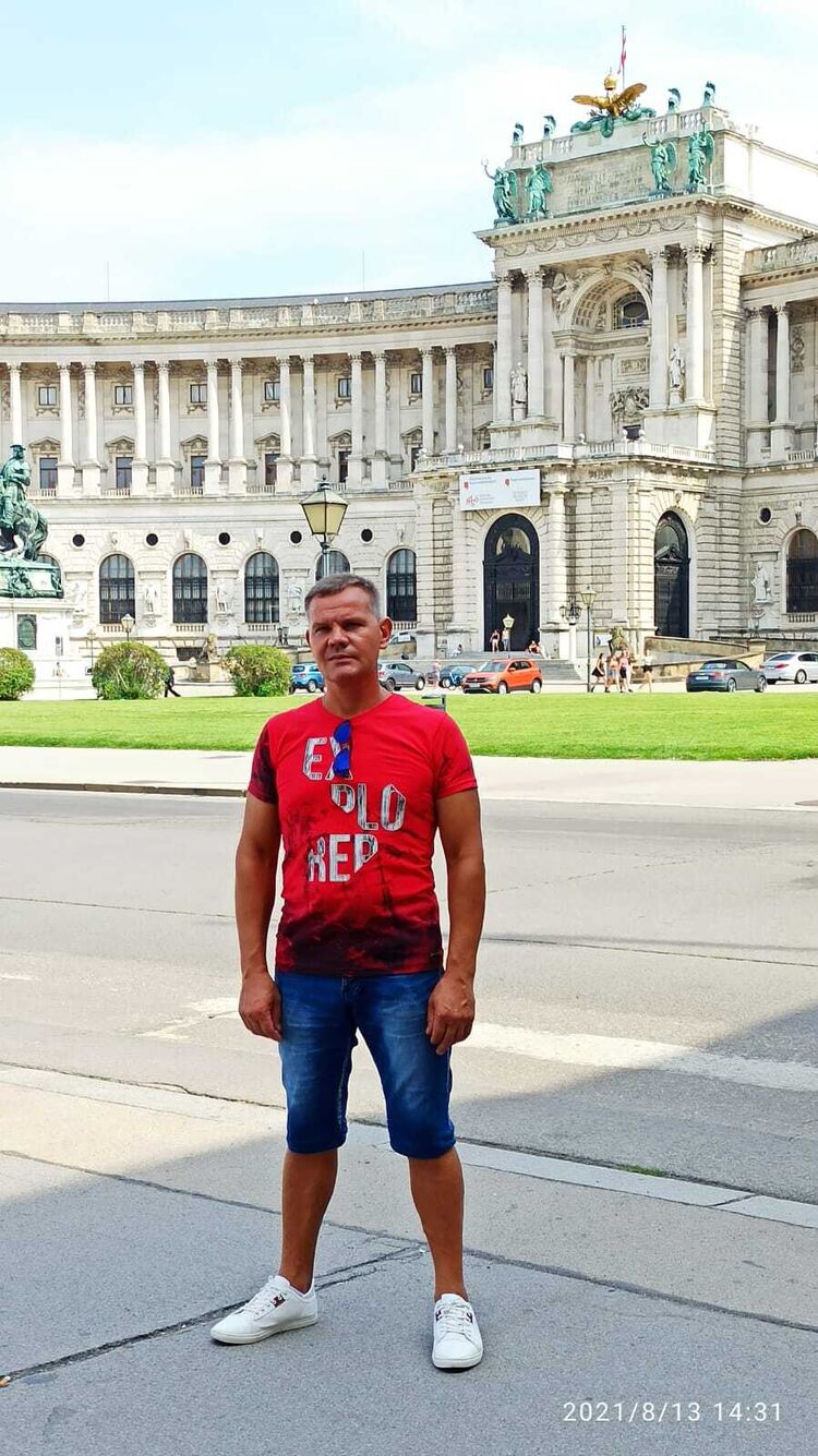  ,   , 52 ,     , c 