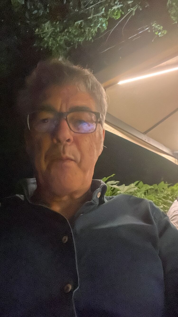  52639543  Claudio, 62 ,    Carrara