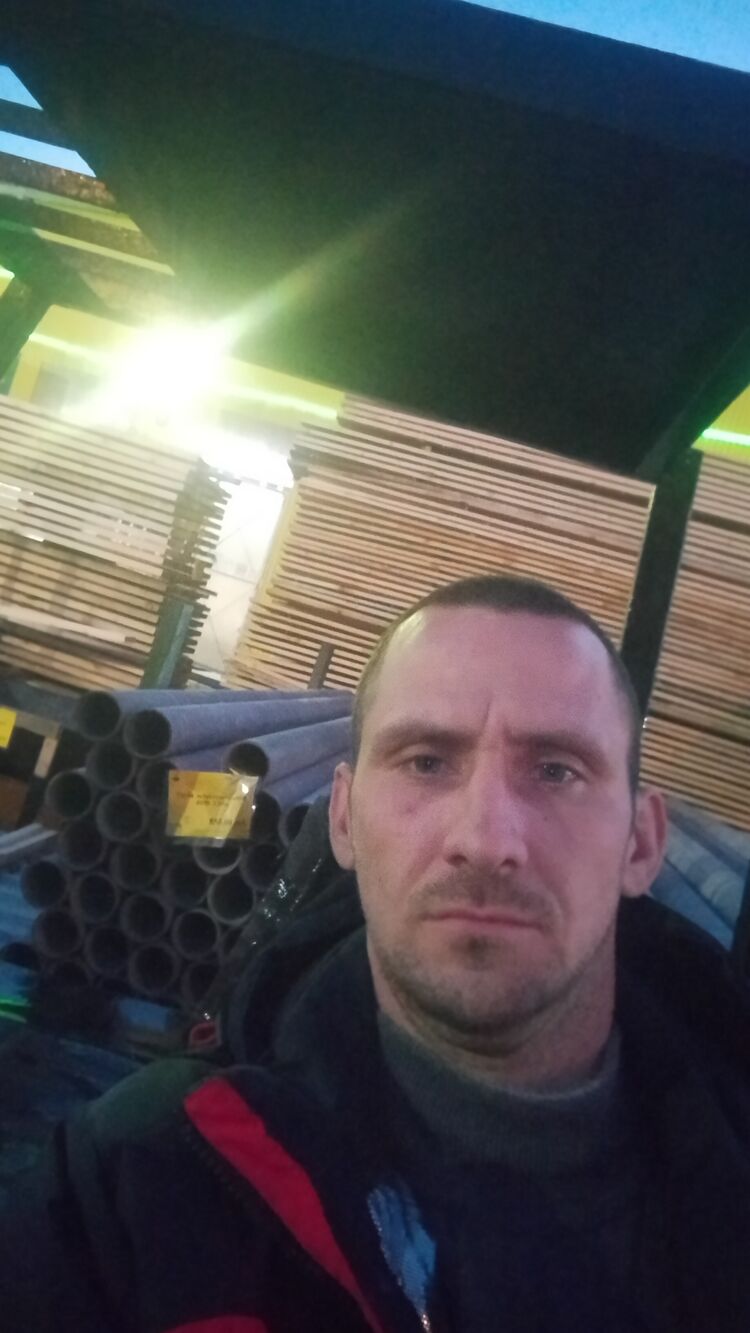  48761373  , 32 ,    