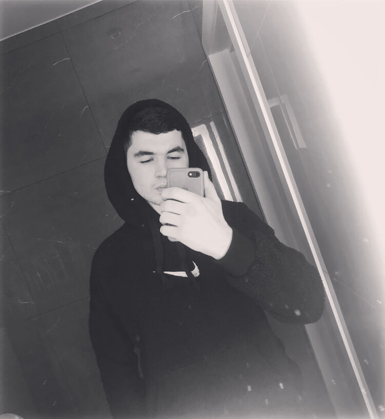  47816963  , 21 ,    