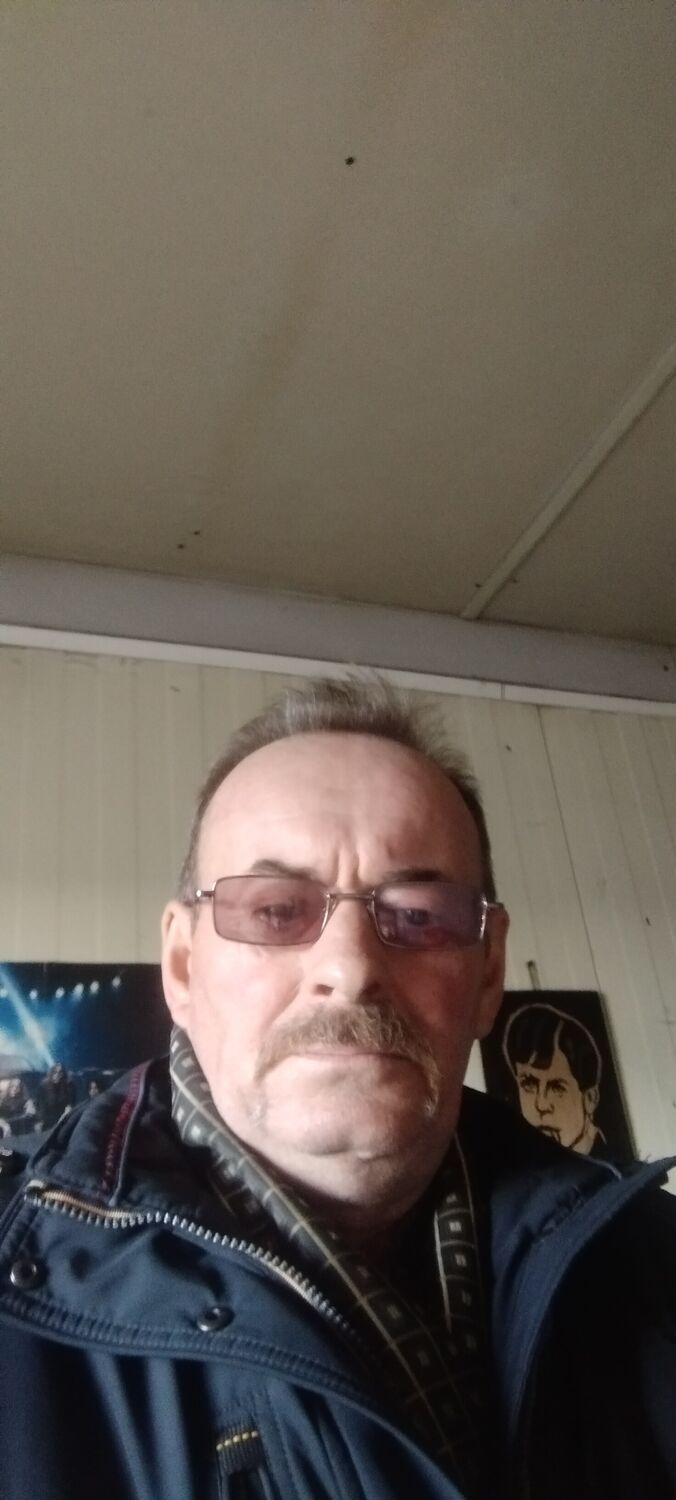  51453253  , 57 ,    