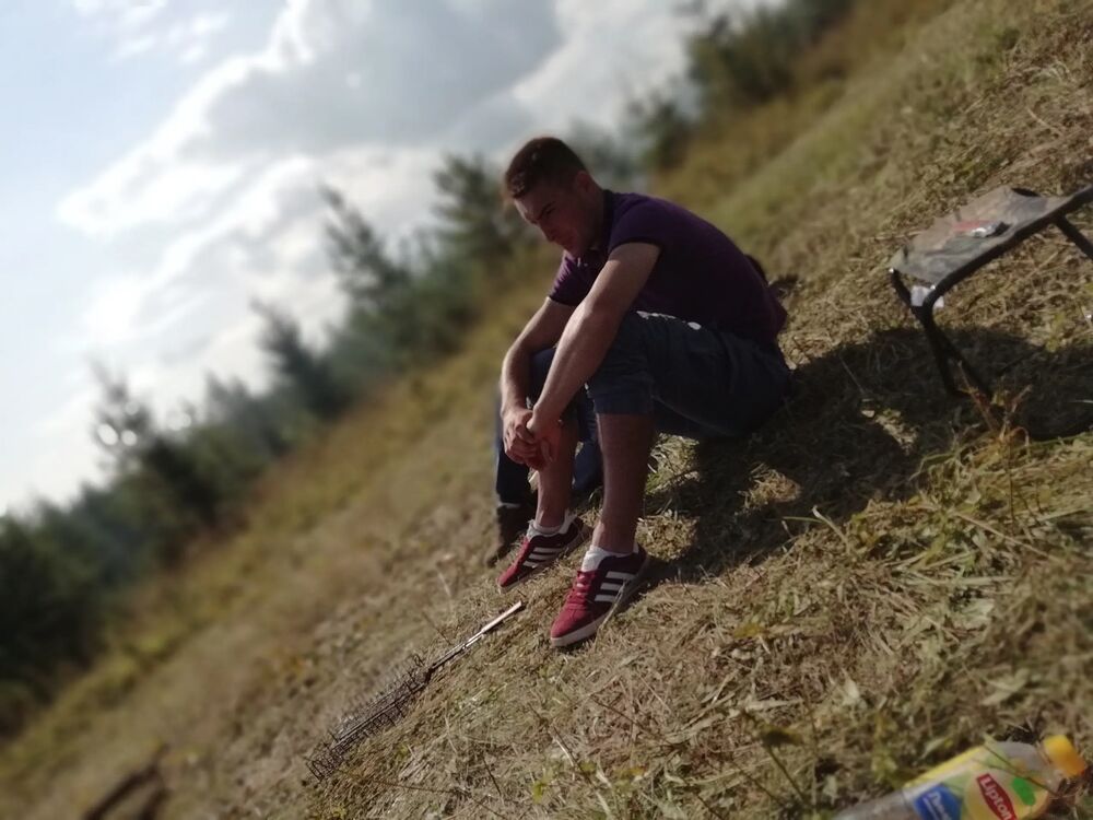  32247993  , 29 ,    