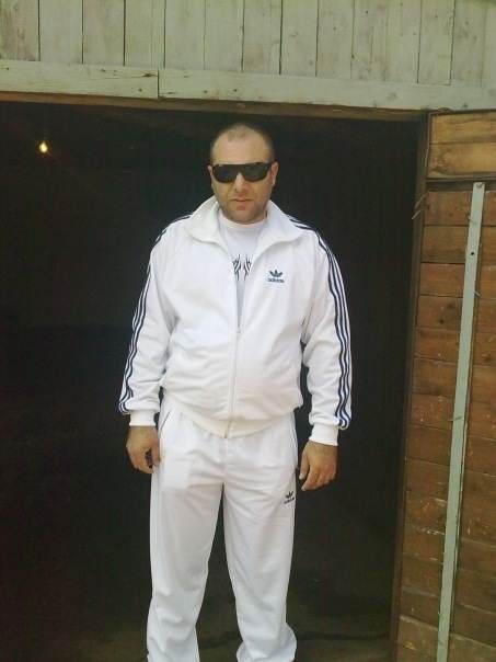  ,   Edgar, 44 ,     , c 