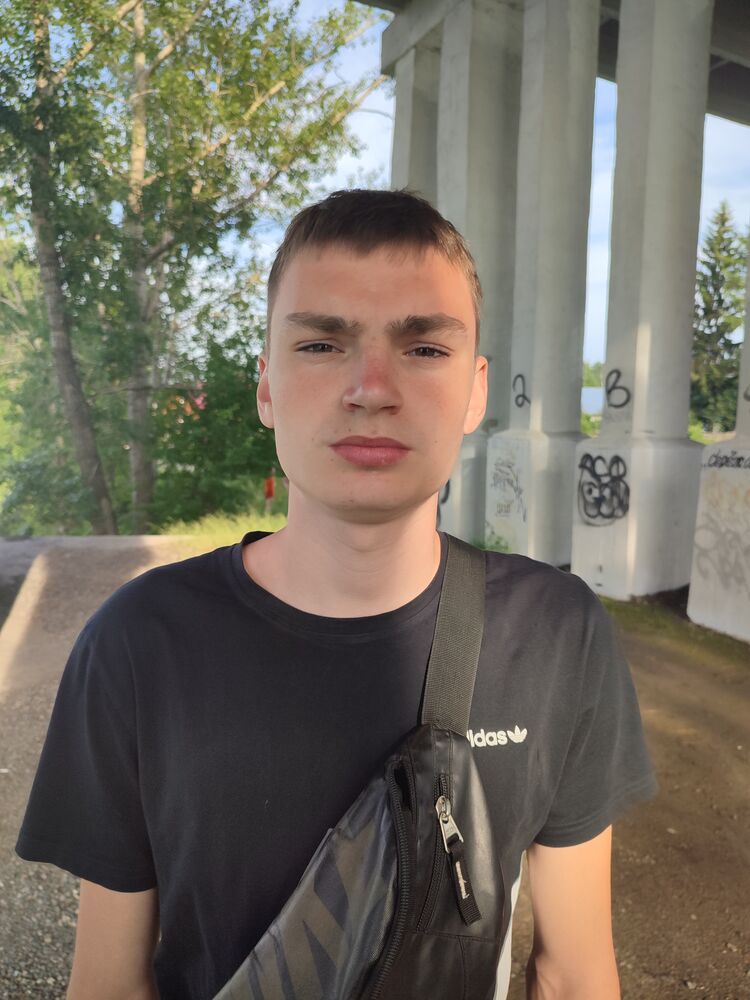  31073873  , 23 ,    