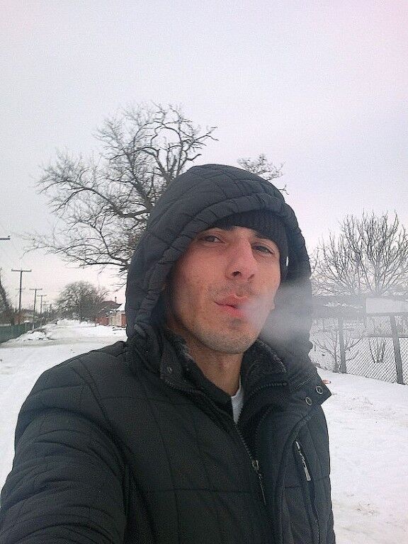  8845213  RUSLAN, 38 ,    