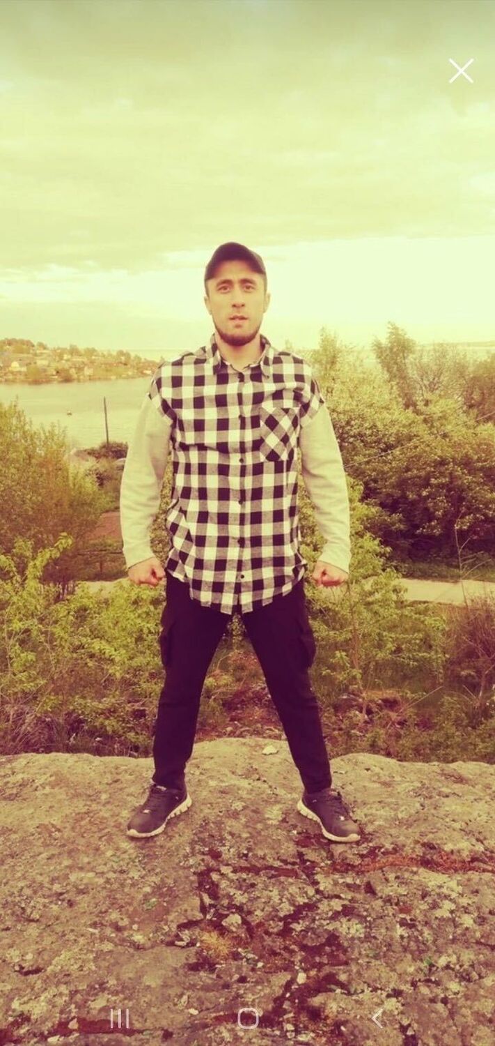  32333013  Dikiy Boksor, 29 ,    