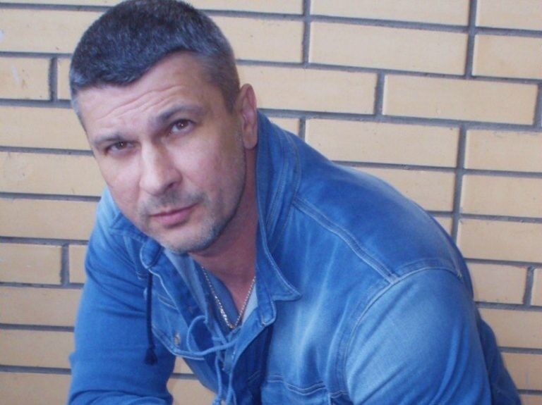  -,   , 47 ,   
