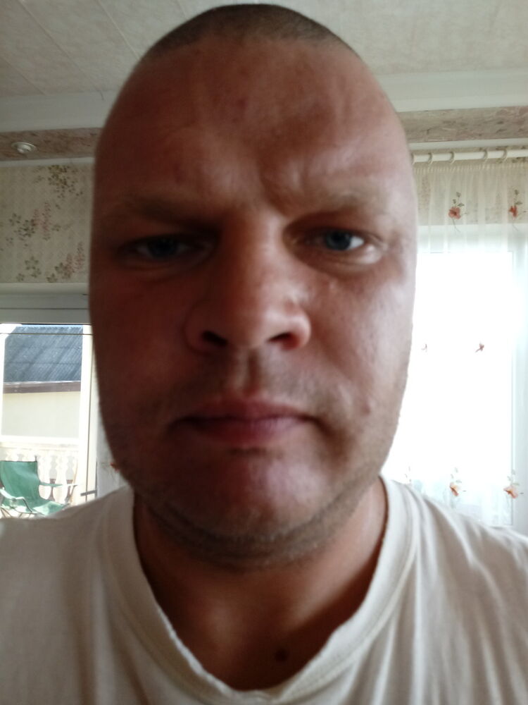  ,   Oleg, 47 ,   ,   , c 