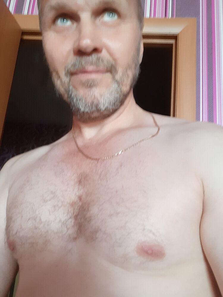  35877693  , 51 ,    