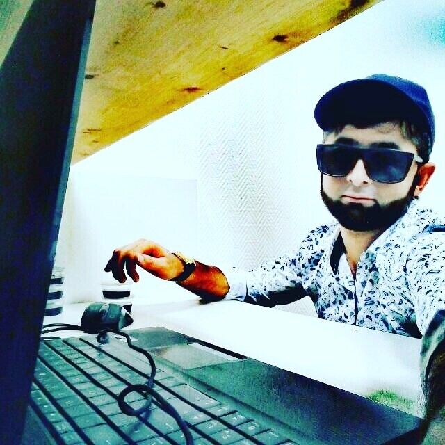  22339583  Karim, 34 ,    