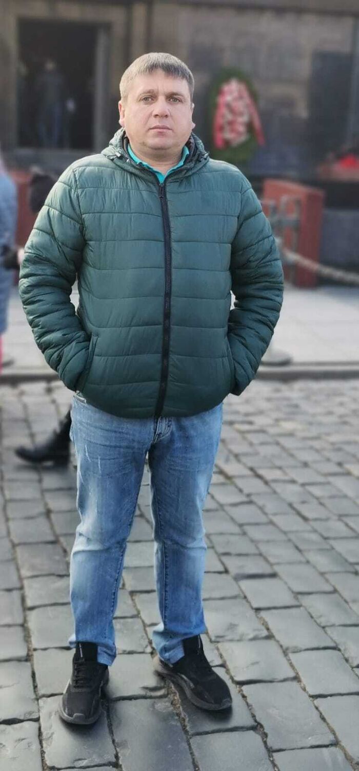  53072833  , 41 ,    