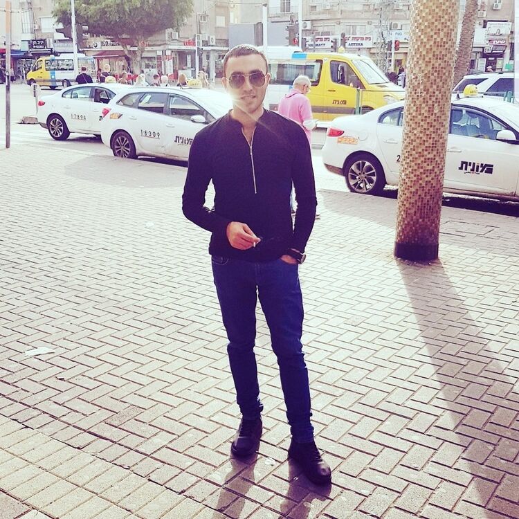  17265393  , 34 ,    Herzliyya