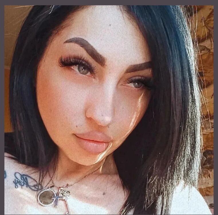  ,   Karolina, 41 ,   ,   