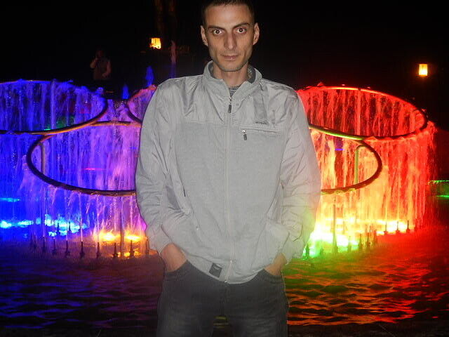  36010163  Tavrii, 40 ,    