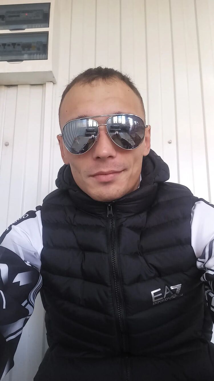  31152873  , 31 ,    