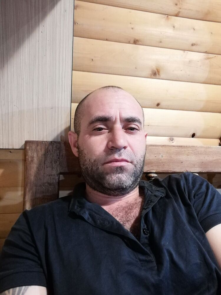  ,   Sasa, 42 ,   ,   , c 