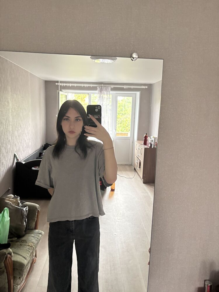  53062083  , 19 ,    