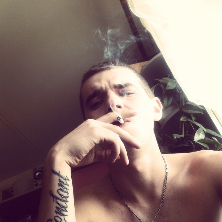 4718343  , 32 ,    