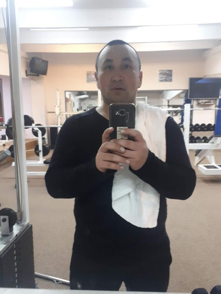  18054853  , 38 ,    