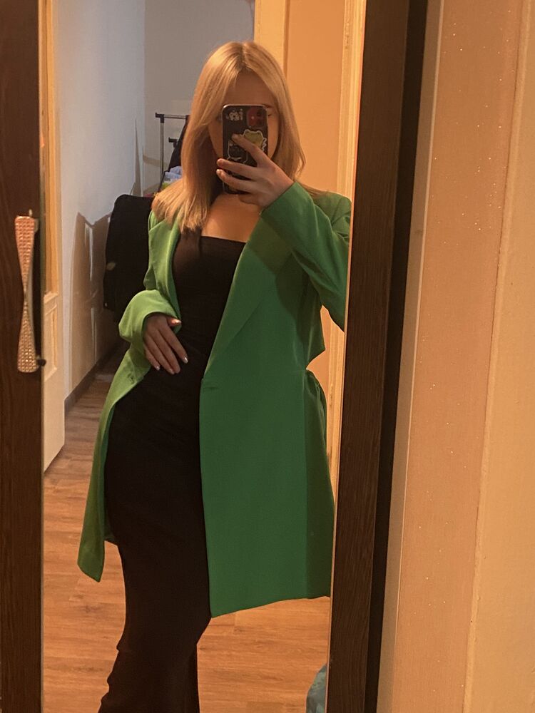  49698593  , 18 ,    Frankfurt Am Main