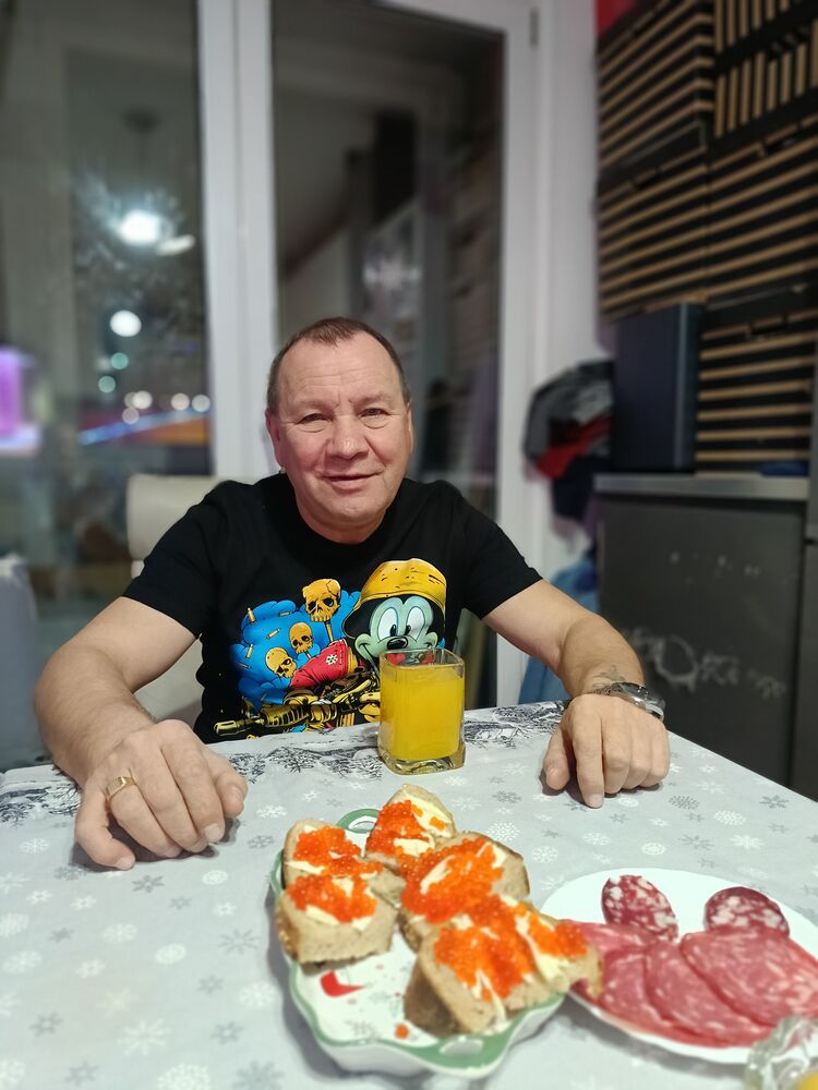 ���� 56157973 ������� ������, 61 ���, ���� ���������� � �����-����������