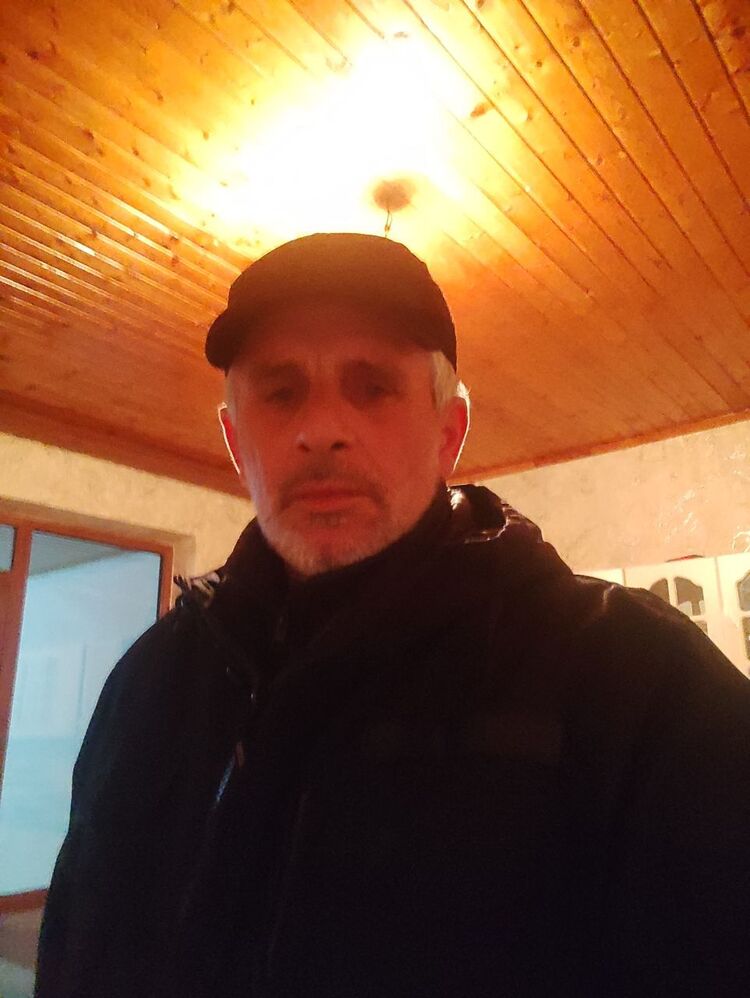  44082693  , 40 ,    