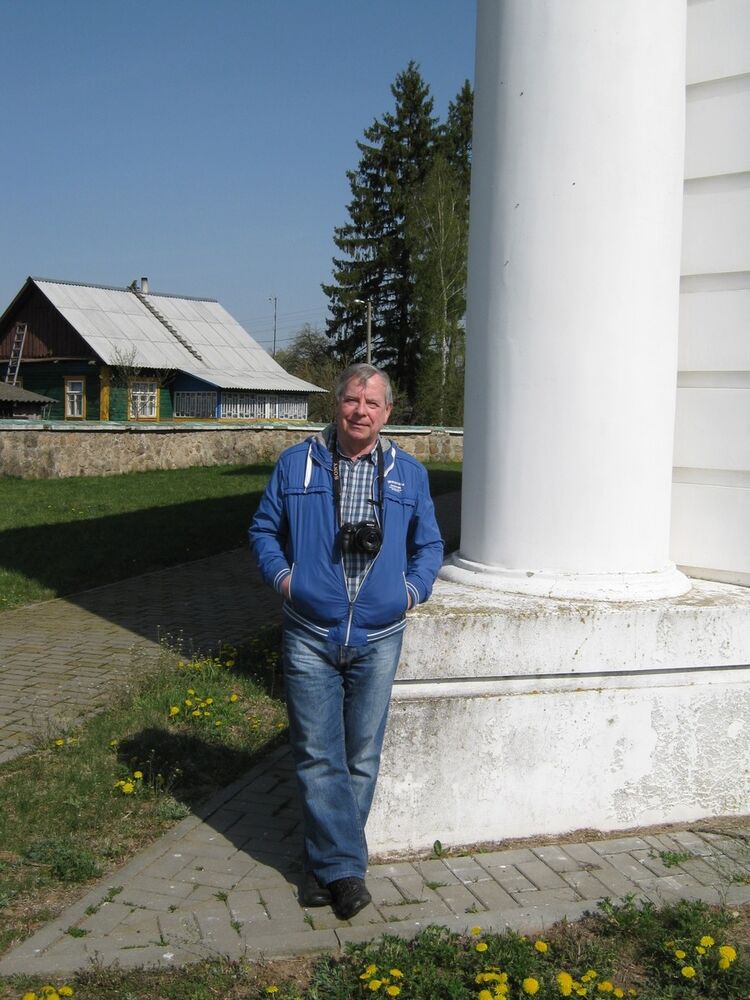  17812453  Victor, 74 ,    