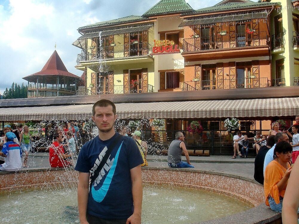  16773723  Vitalik, 38 ,    