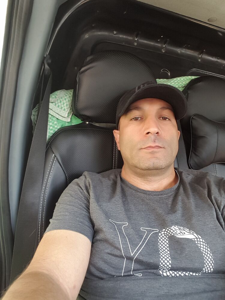  44748863  Alik, 40 ,    