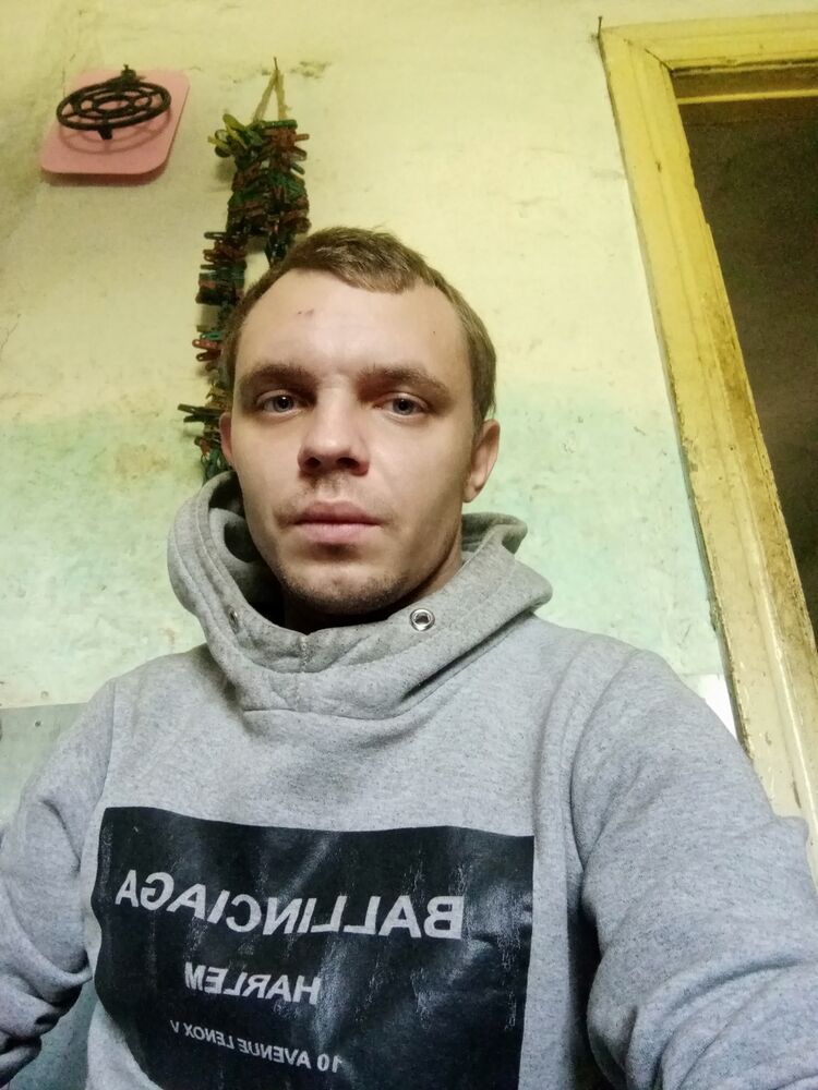  -,   Ivan, 32 ,   ,   