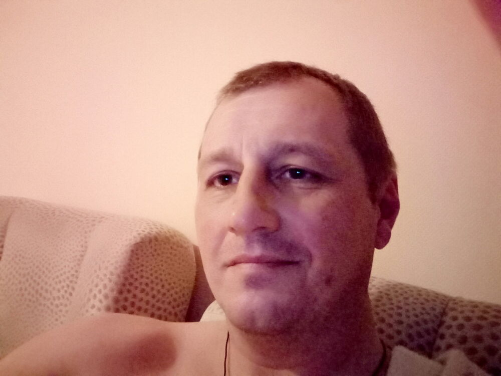  14314833  Maksim, 49 ,    