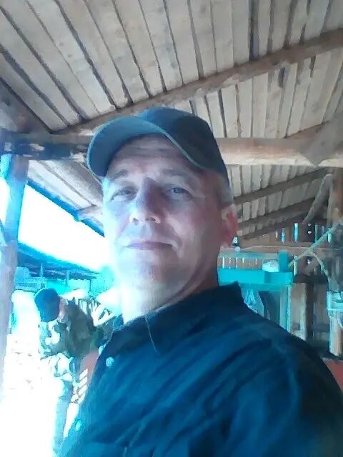  50594163  Vladimir, 53 ,    